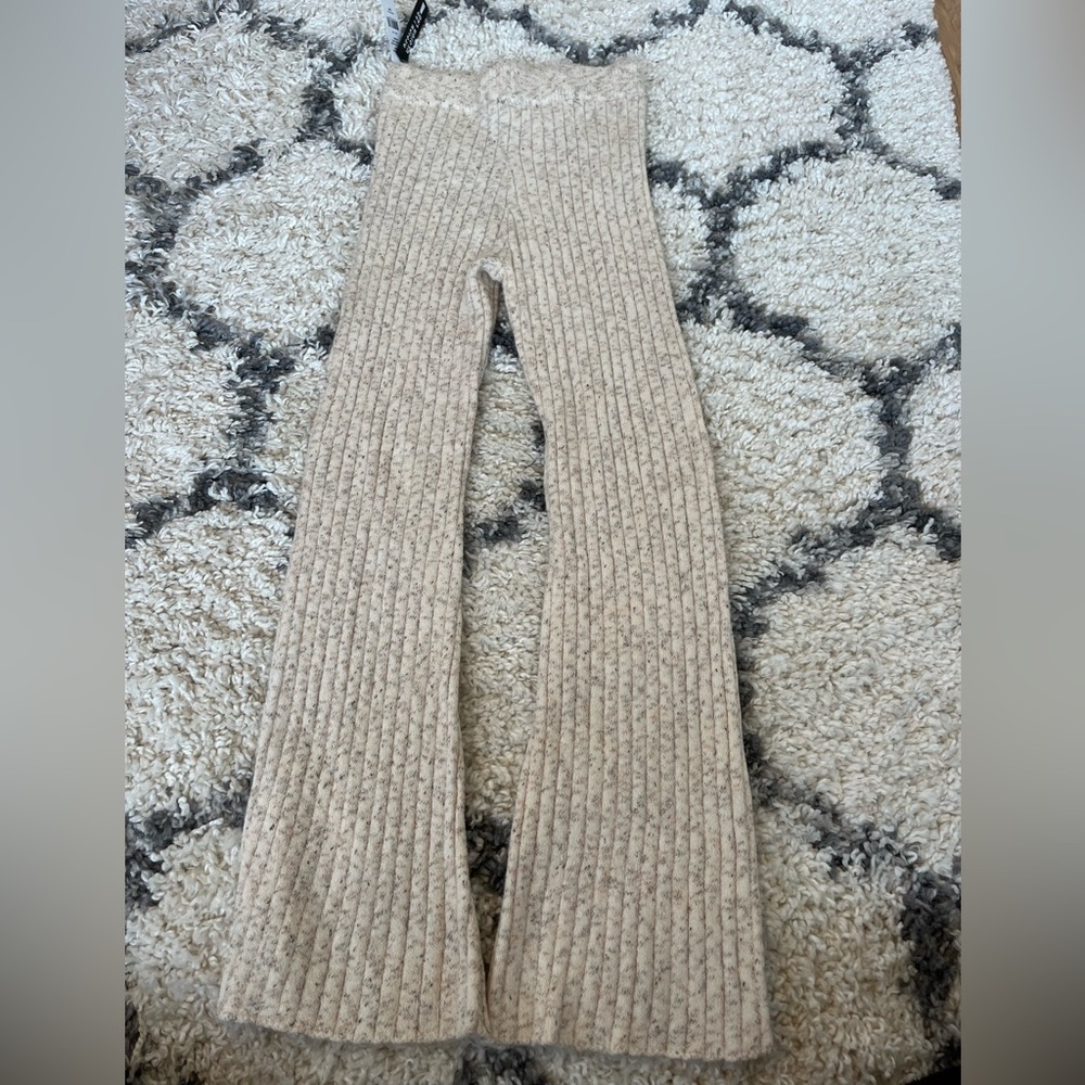 Design Lab Oatmeal Knit Pants - Picture 2 of 3
